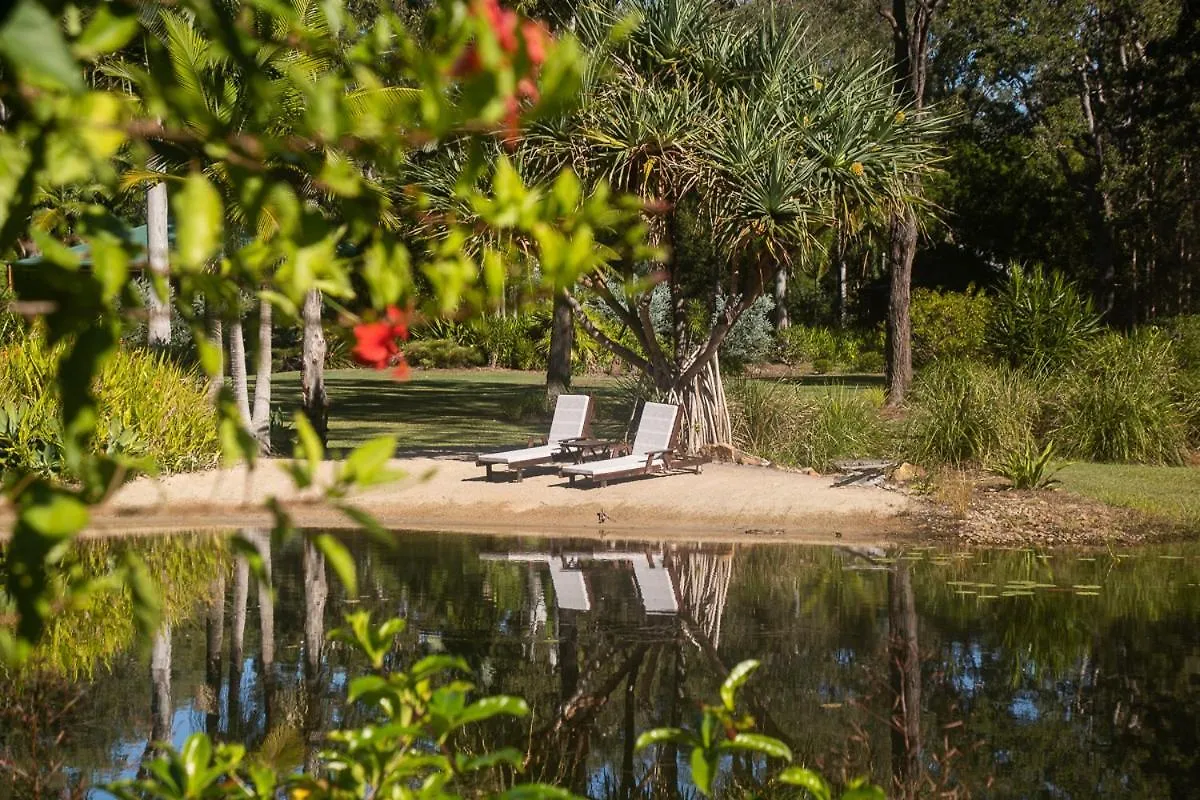 Bed & Breakfast Lake Weyba Cottages Noosa Peregian Beach