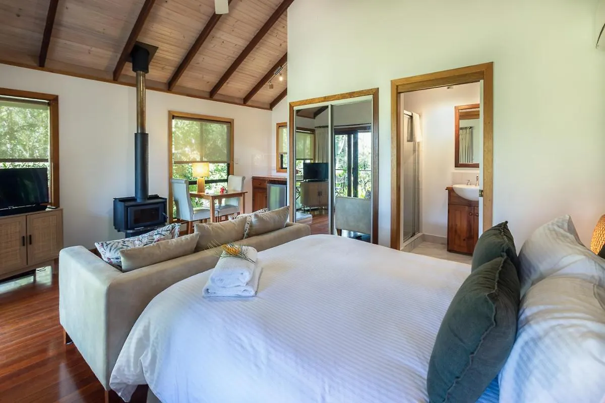 Lake Weyba Cottages Noosa Peregian Beach Bed & Breakfast