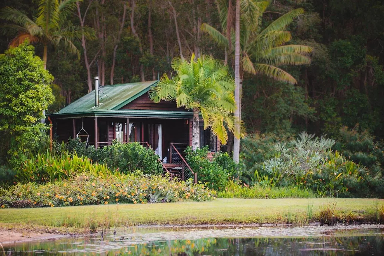 Bed & Breakfast Lake Weyba Cottages Noosa Peregian Beach